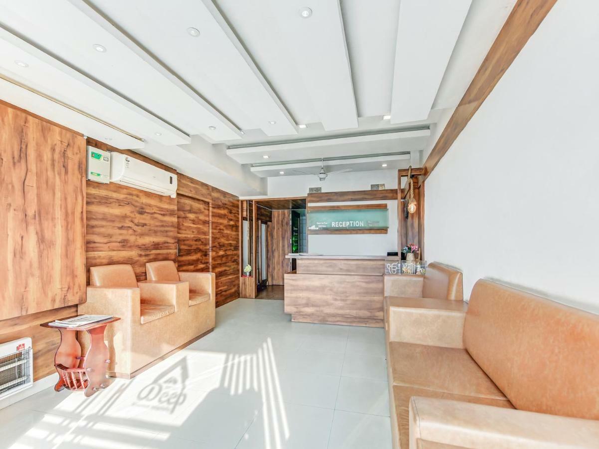 Oyo 27999 Hotel Deep Sirsa 外观 照片