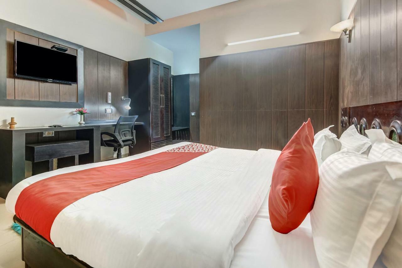 Oyo 27999 Hotel Deep Sirsa 外观 照片