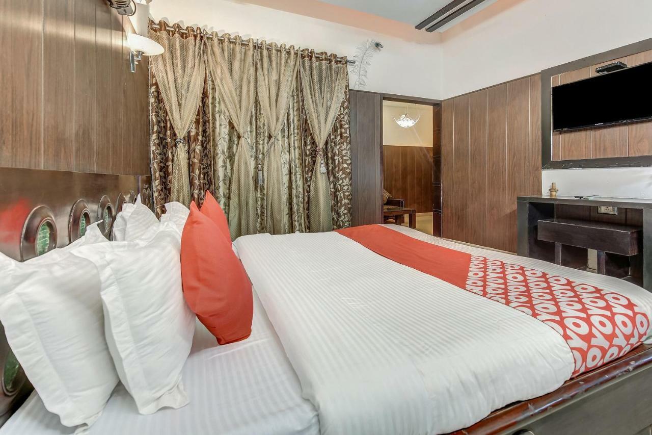 Oyo 27999 Hotel Deep Sirsa 外观 照片